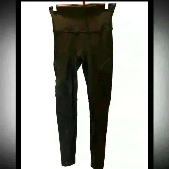 SPANX Faux Leather Moto Leggings Black Size Medium - Picture 1 of 4